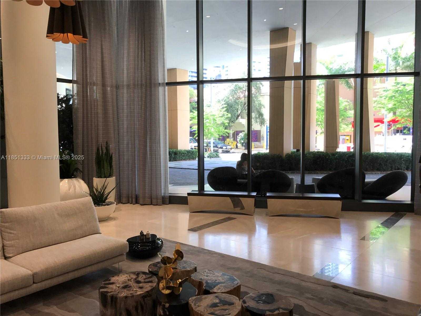 Small Image of 55 SOUTH WEST 9TH ST #2207, Miami Number 34