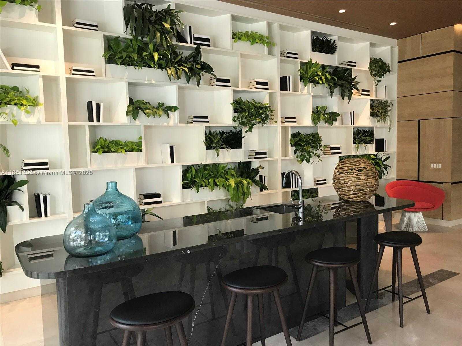 Small Image of 55 SOUTH WEST 9TH ST #2207, Miami Number 41