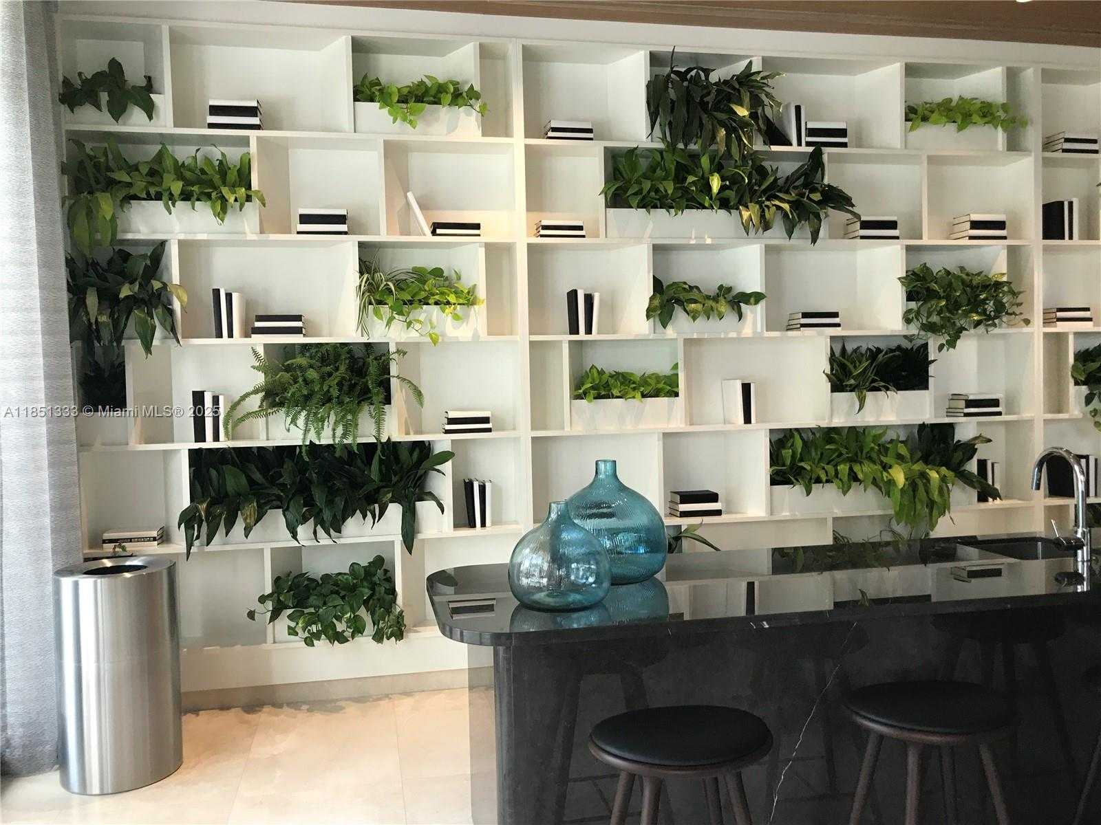 Small Image of 55 SOUTH WEST 9TH ST #2207, Miami Number 45