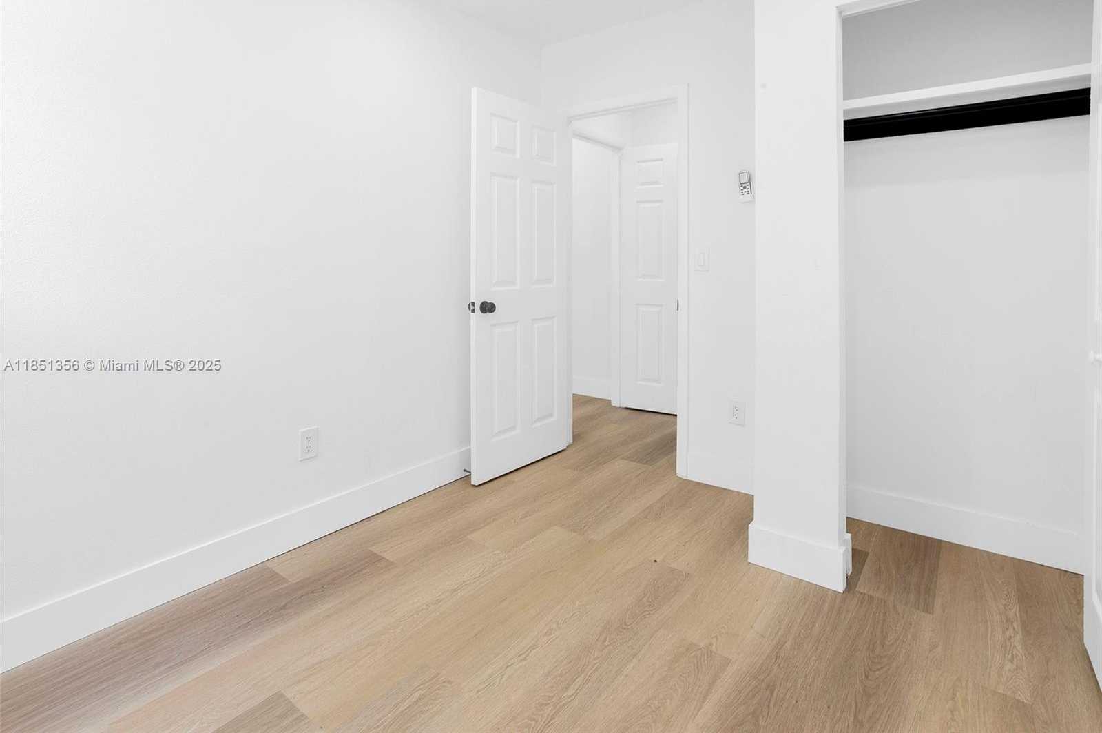 Small Image of 1528 NORTH EAST 145TH ST #B, Miami Number 17