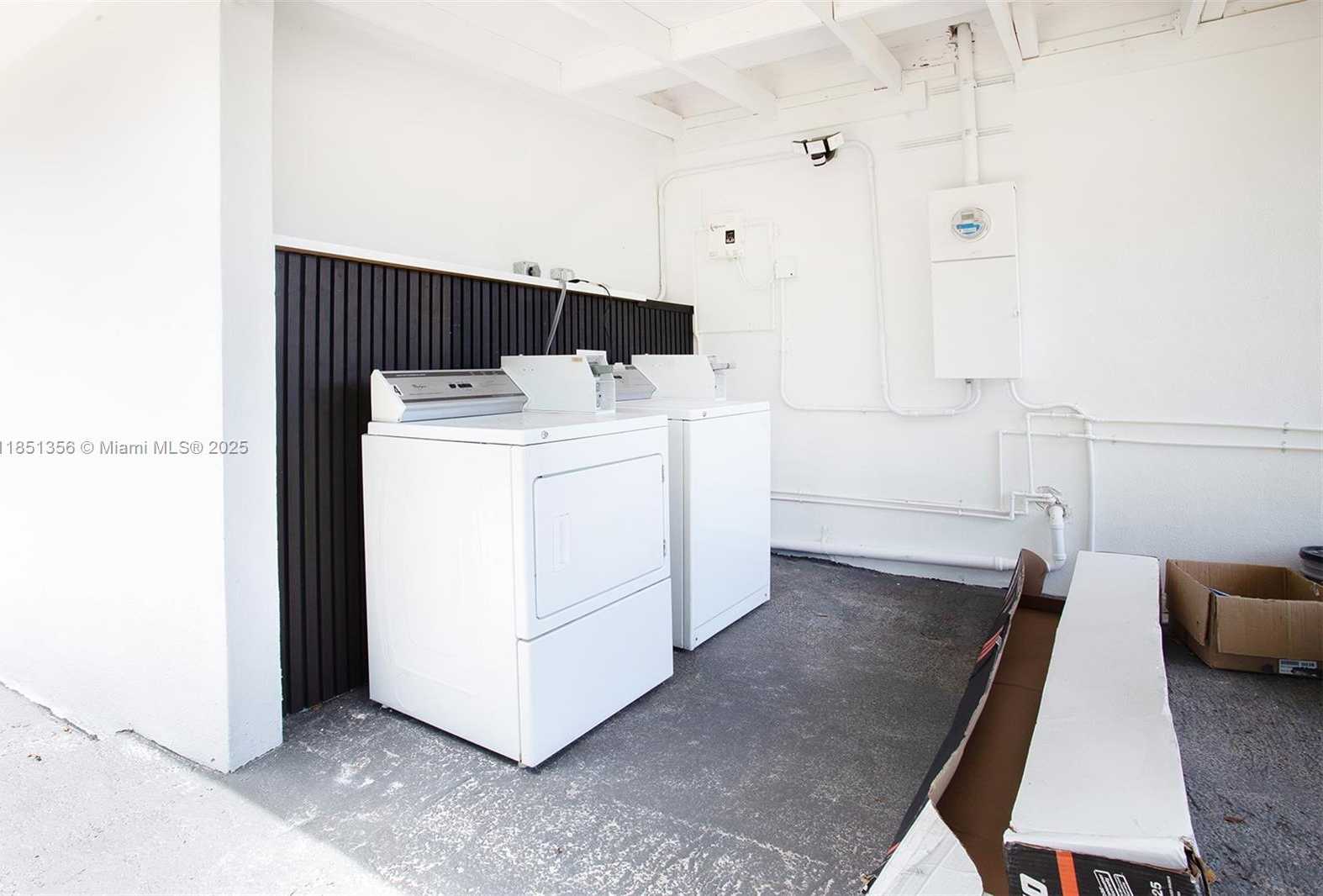 Small Image of 1528 NORTH EAST 145TH ST #B, Miami Number 19