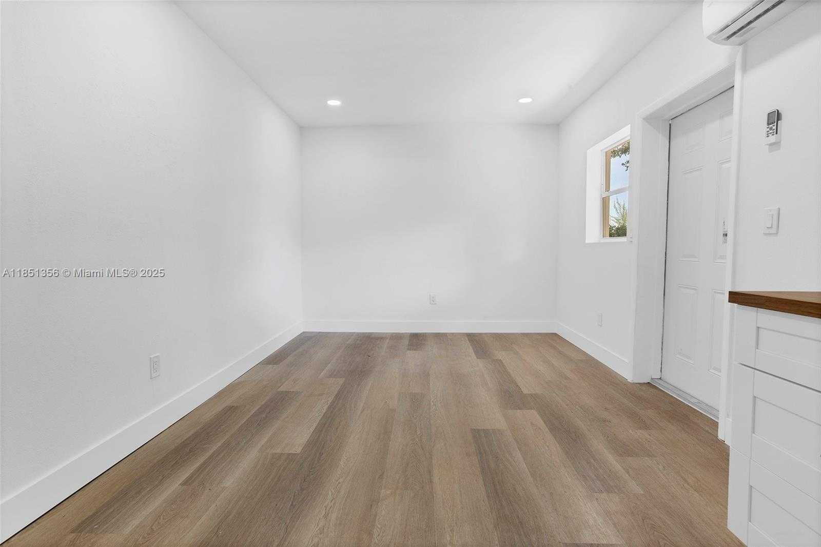 Small Image of 1528 NORTH EAST 145TH ST #B, Miami Number 9