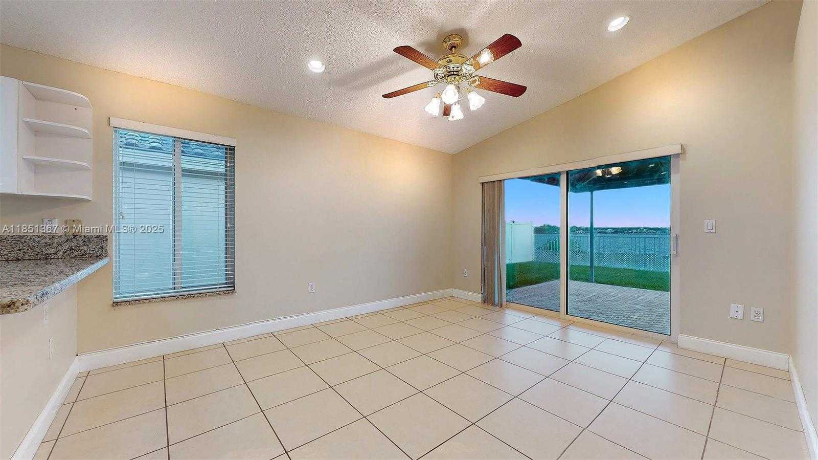 Small Image of 13524 SOUTH WEST 144TH TER, Miami Number 29