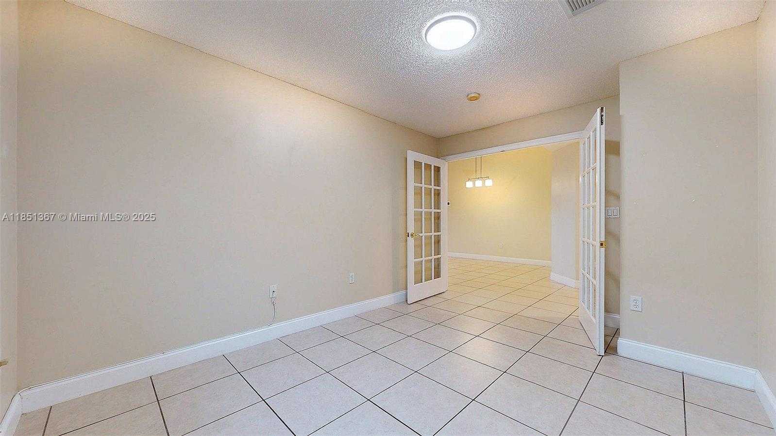 Small Image of 13524 SOUTH WEST 144TH TER, Miami Number 35