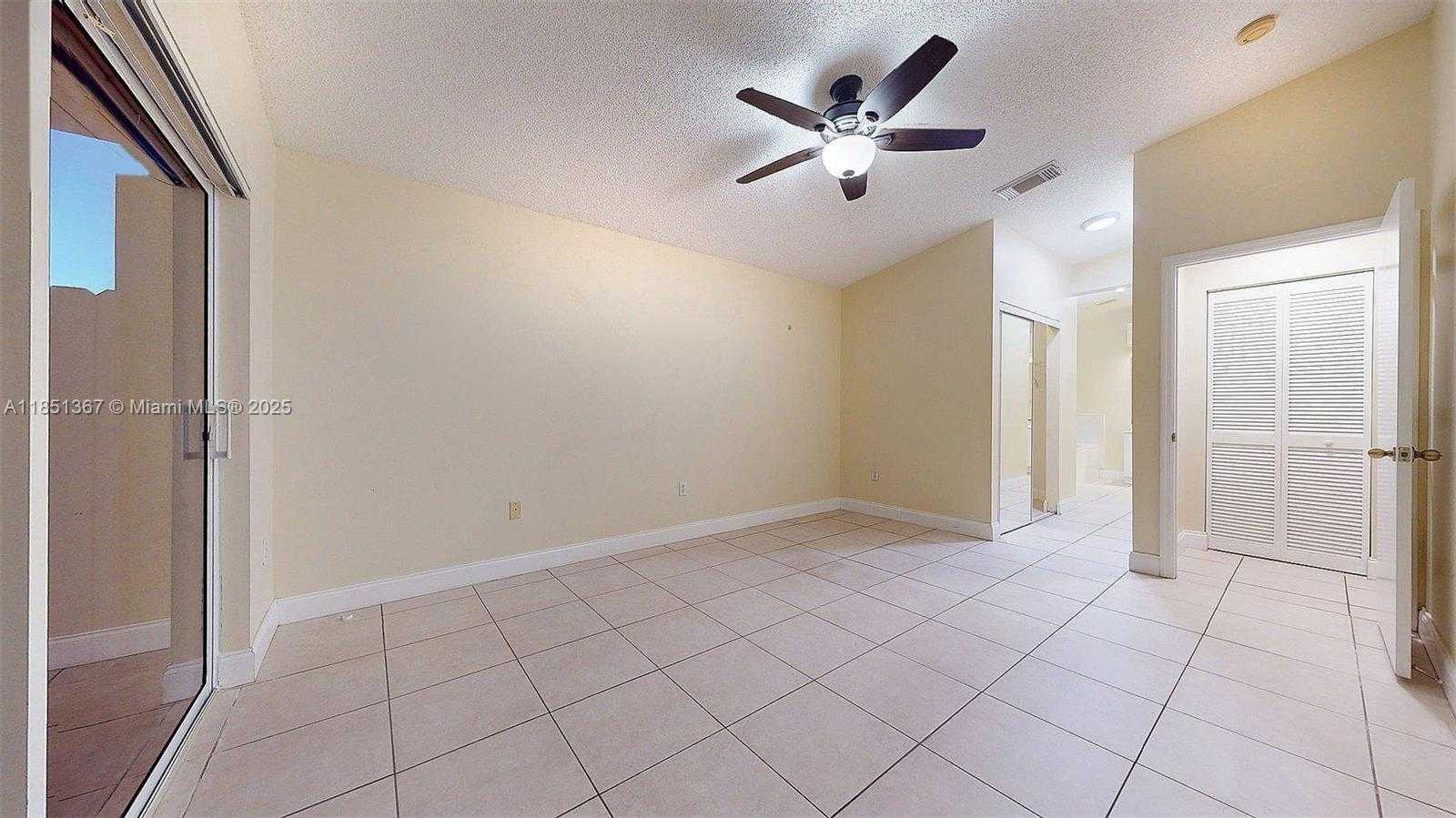 Small Image of 13524 SOUTH WEST 144TH TER, Miami Number 44