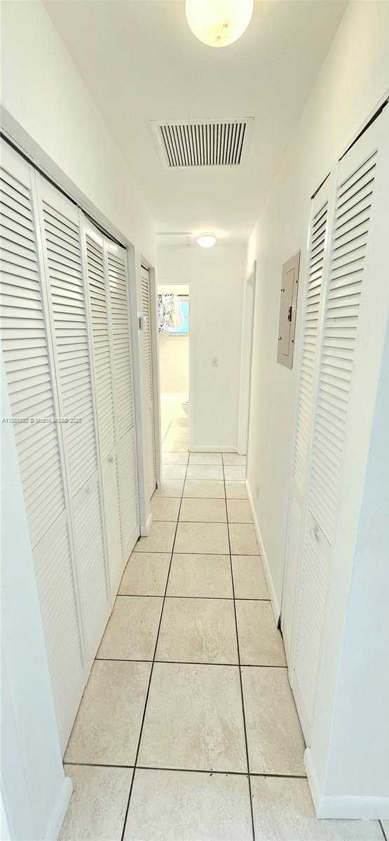 Small Image of 2311 COOLIDGE ST #B, Hollywood Number 12