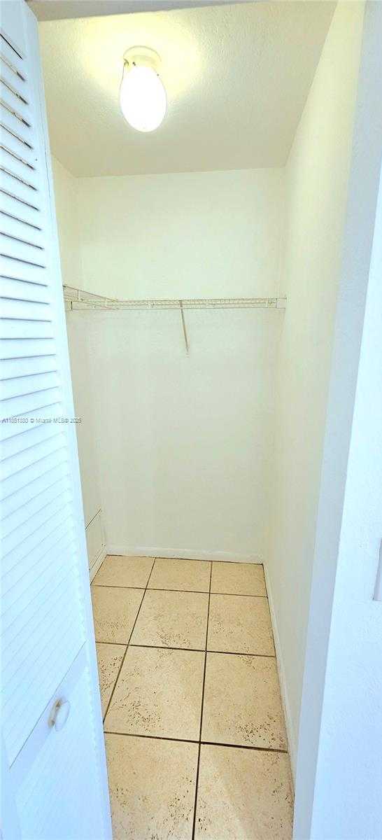 Small Image of 2311 COOLIDGE ST #B, Hollywood Number 22