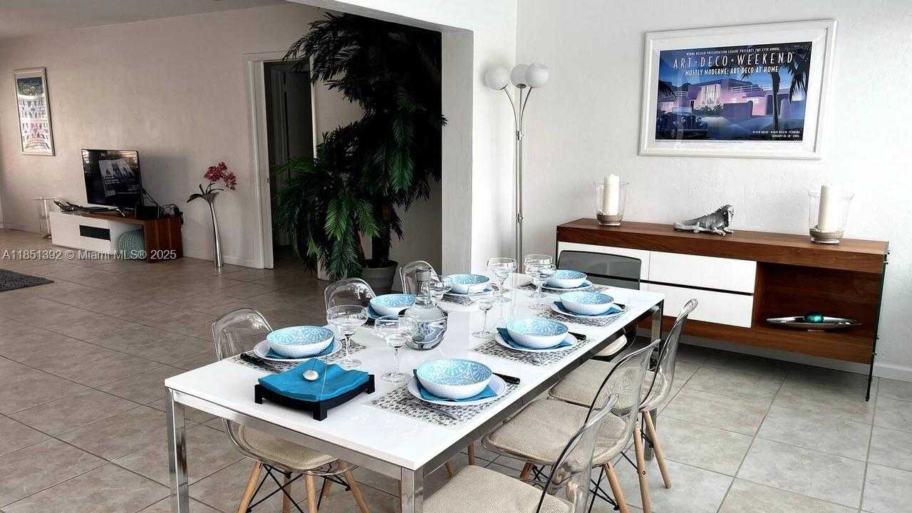 Small Image of 2424 SOUTH EAST 9TH ST #2424, Pompano Beach Number 12