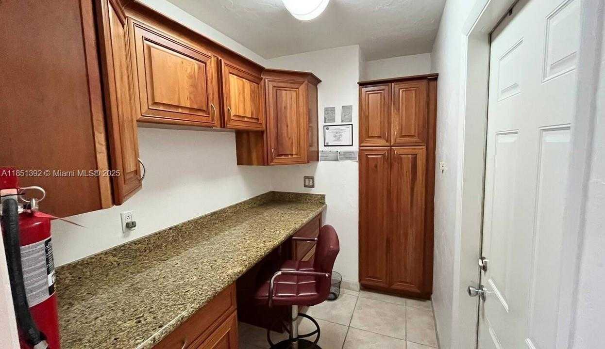 Small Image of 2424 SOUTH EAST 9TH ST #2424, Pompano Beach Number 18