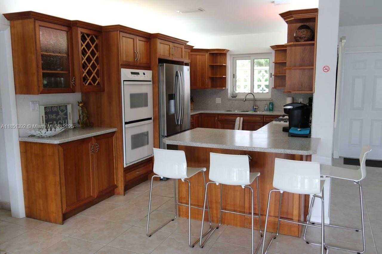 Small Image of 2424 SOUTH EAST 9TH ST #2424, Pompano Beach Number 20