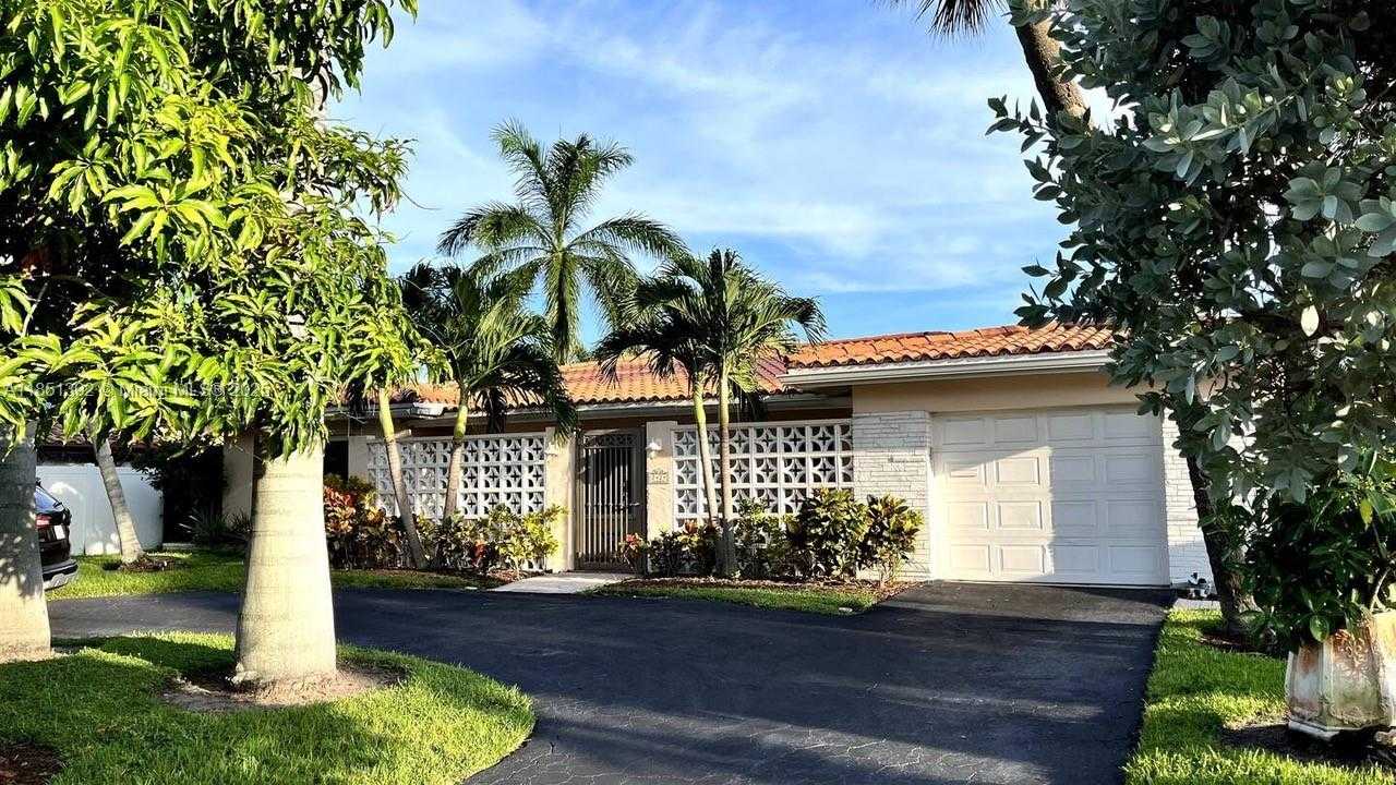 Small Image of 2424 SOUTH EAST 9TH ST #2424, Pompano Beach Number 40