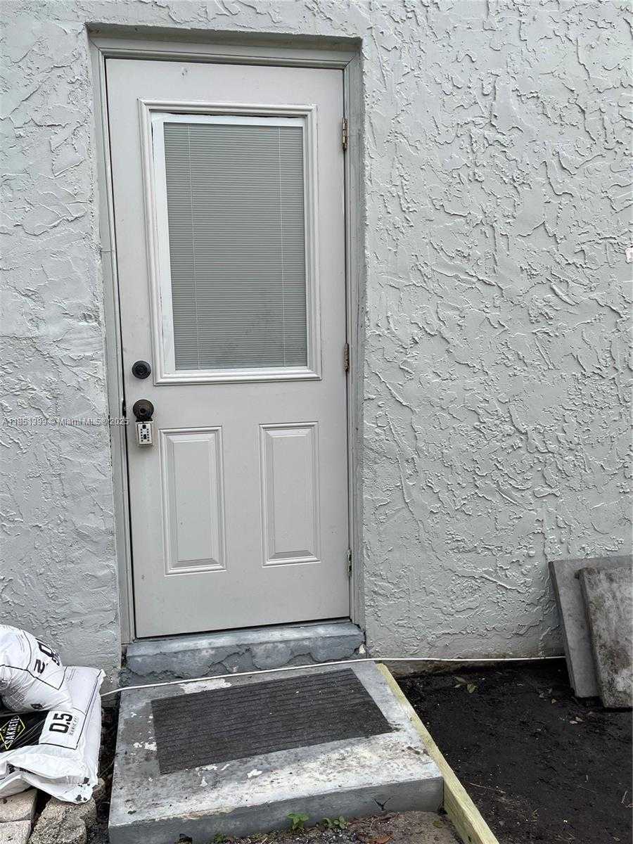 Small Image of 11940 NORTH WEST 29TH ST, Sunrise Number 14