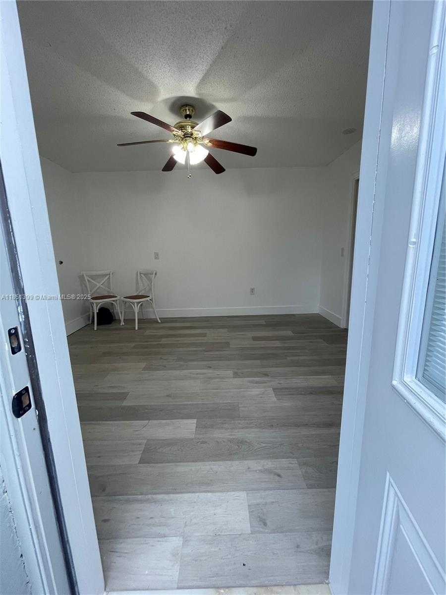 Small Image of 11940 NORTH WEST 29TH ST, Sunrise Number 24