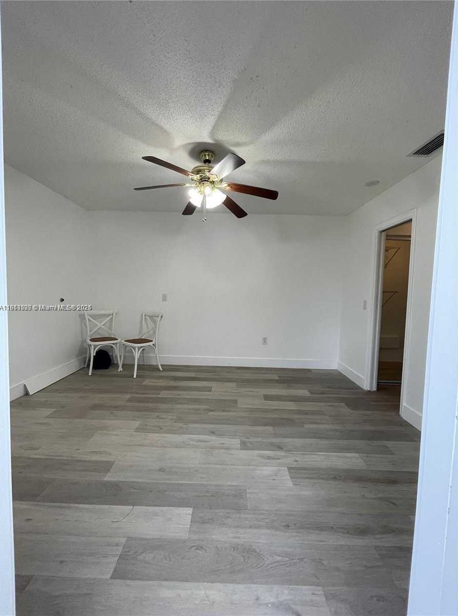 Small Image of 11940 NORTH WEST 29TH ST, Sunrise Number 4