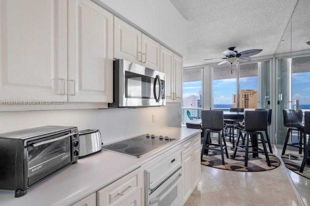 Small Image of 16400 COLLINS AVE #2842, Sunny Isles Beach Number 10