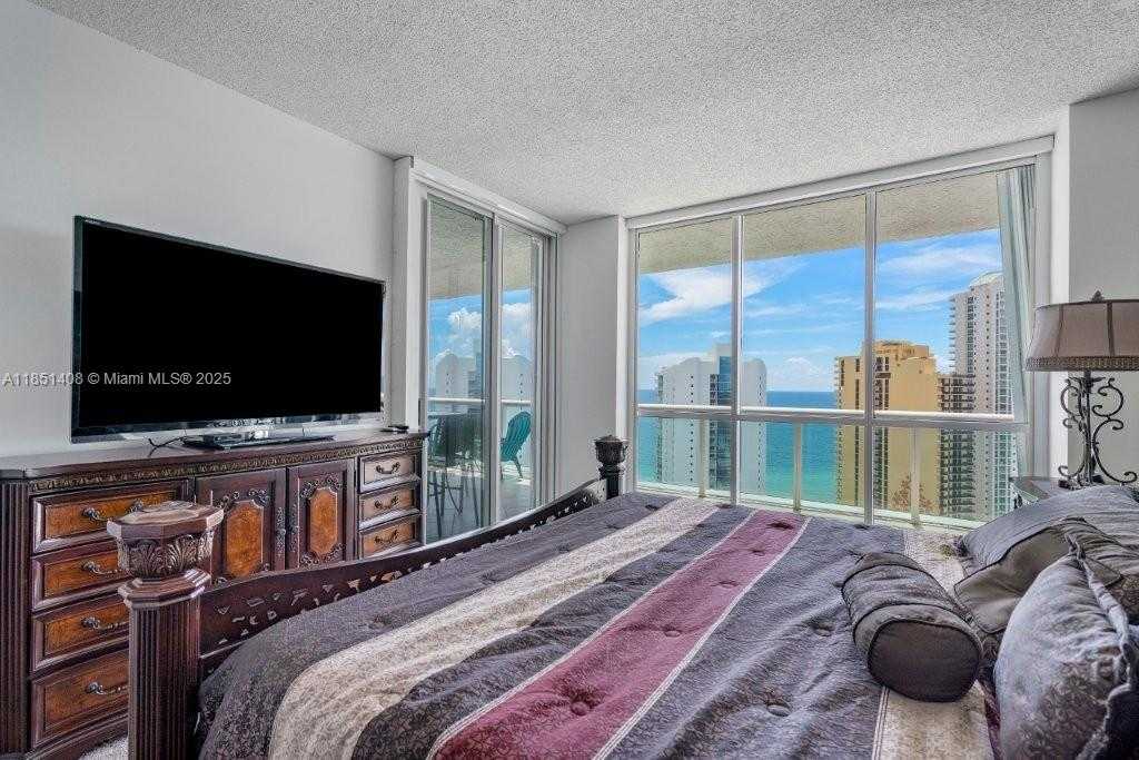 Small Image of 16400 COLLINS AVE #2842, Sunny Isles Beach Number 18