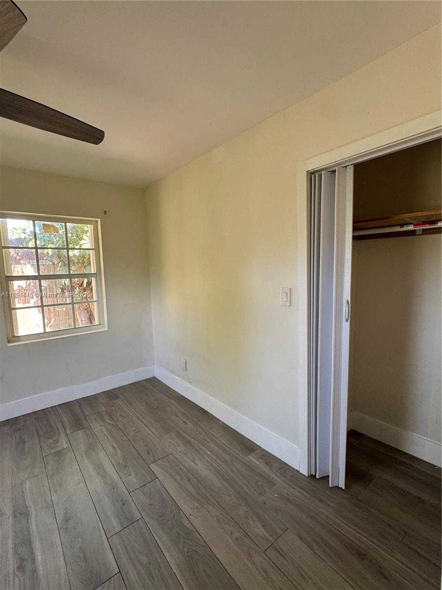 Small Image of 1767 NORTH WEST 93RD ST, Miami Number 22