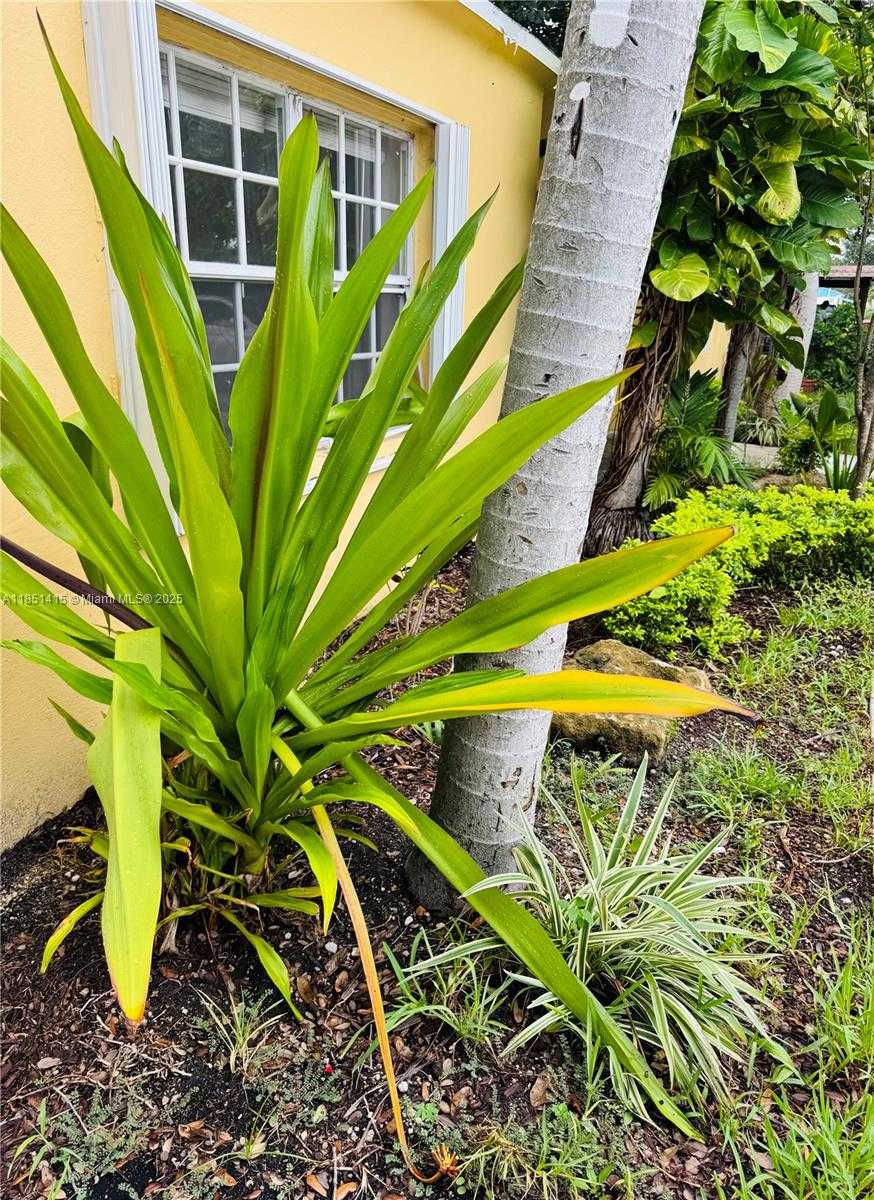 Small Image of 1767 NORTH WEST 93RD ST, Miami Number 28