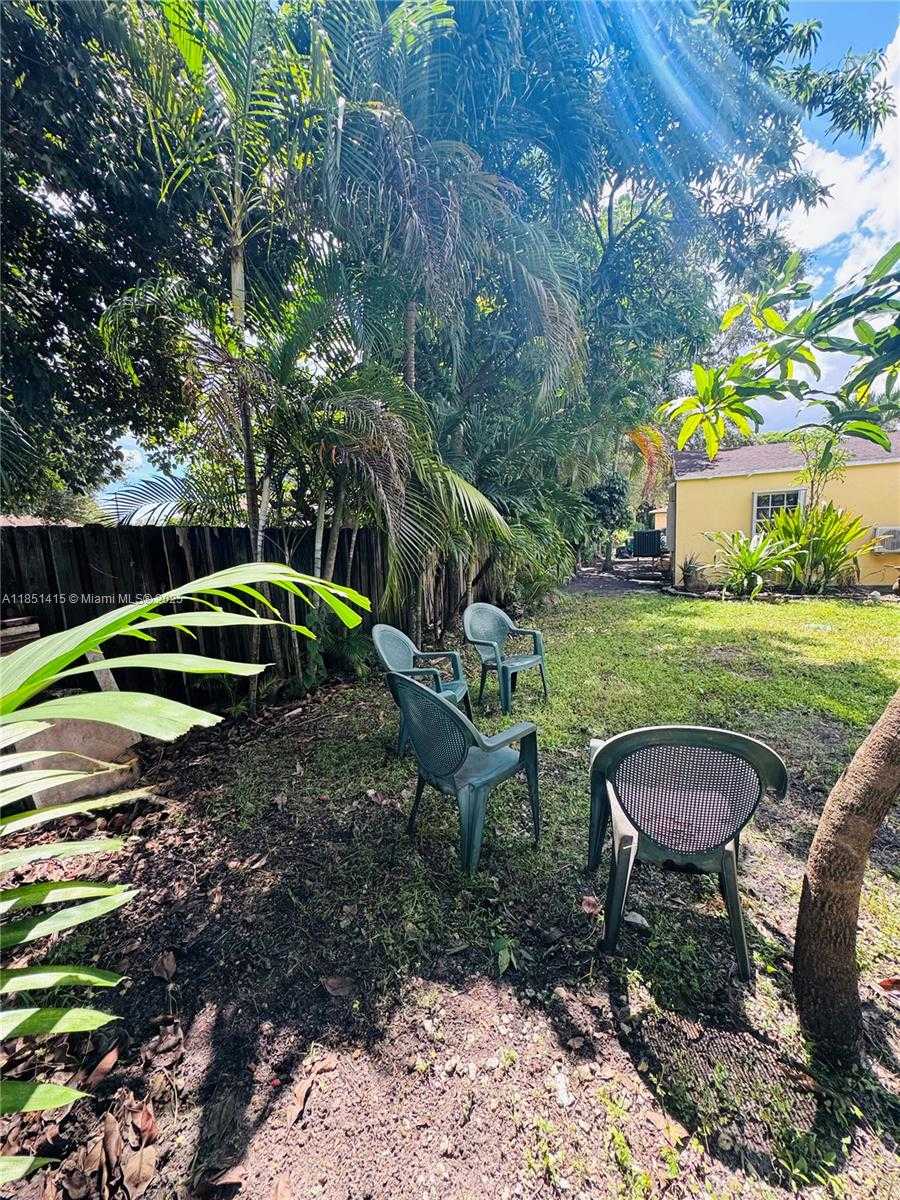 Small Image of 1767 NORTH WEST 93RD ST, Miami Number 31