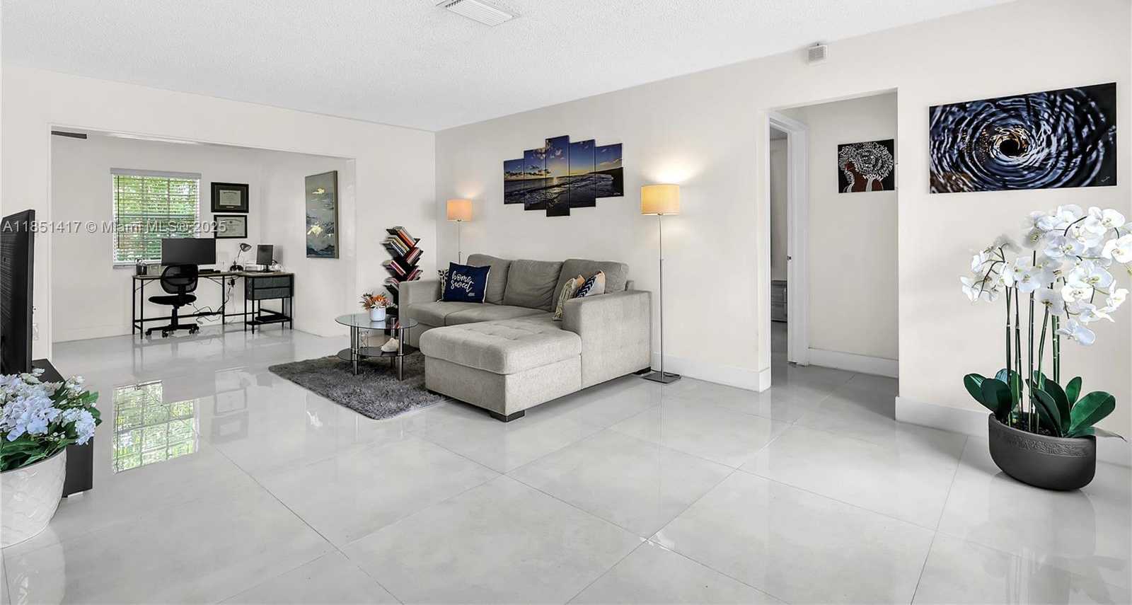 Small Image of 6531 NORTH WEST 24TH PL, Sunrise Number 4