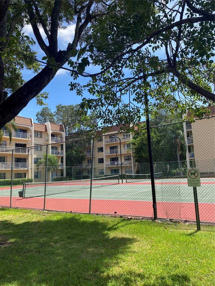 Small Image of 9301 SOUTH WEST 92ND AVE #406C, Miami Number 19