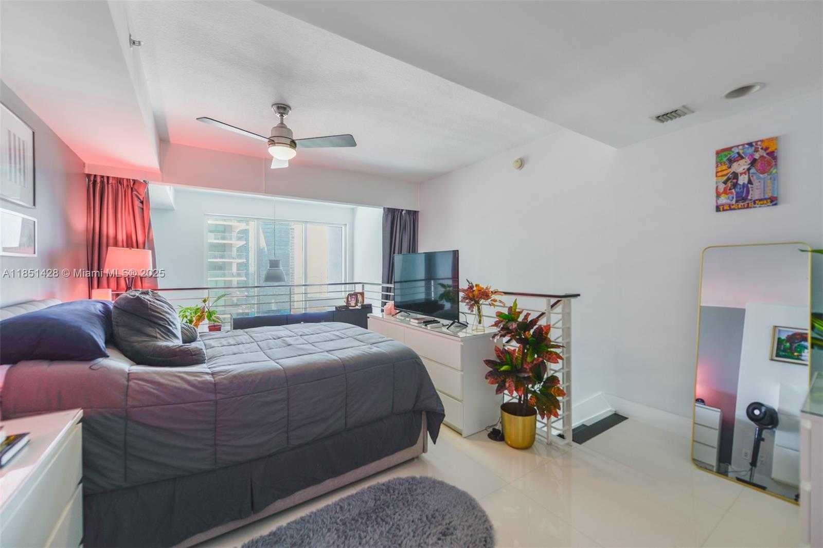 Small Image of 60 SOUTH WEST 13TH ST #2404, Miami Number 16