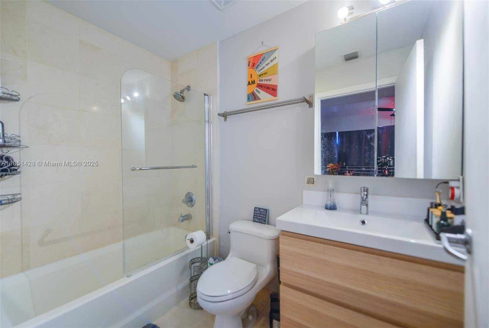 Small Image of 60 SOUTH WEST 13TH ST #2404, Miami Number 17