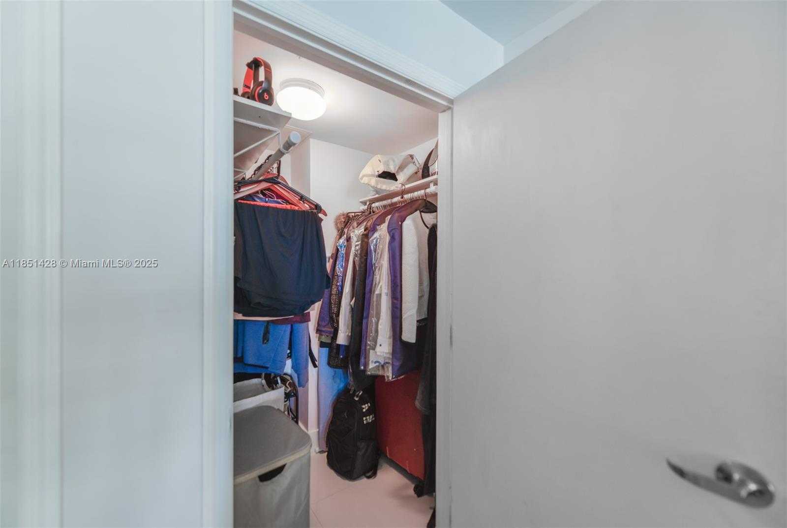 Small Image of 60 SOUTH WEST 13TH ST #2404, Miami Number 18