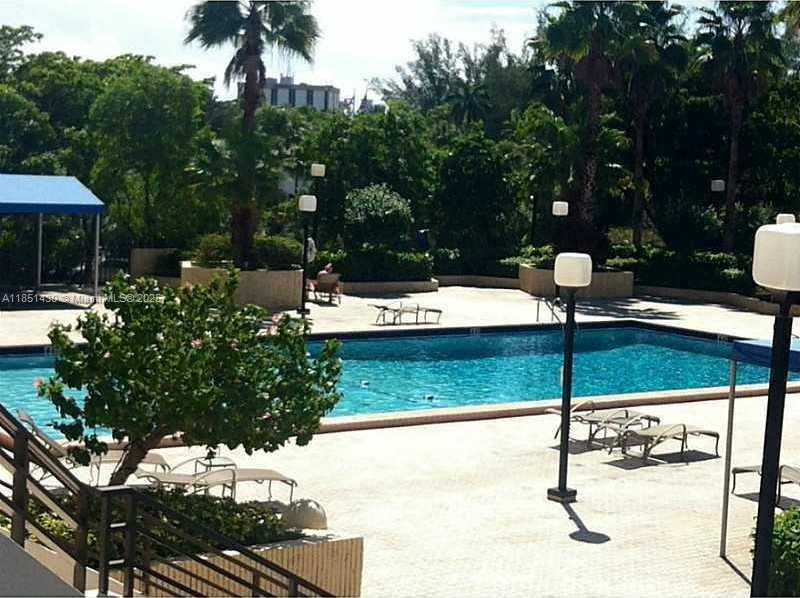 Small Image of 500 THREE ISLANDS BLVD #414, Hallandale Beach Number 12