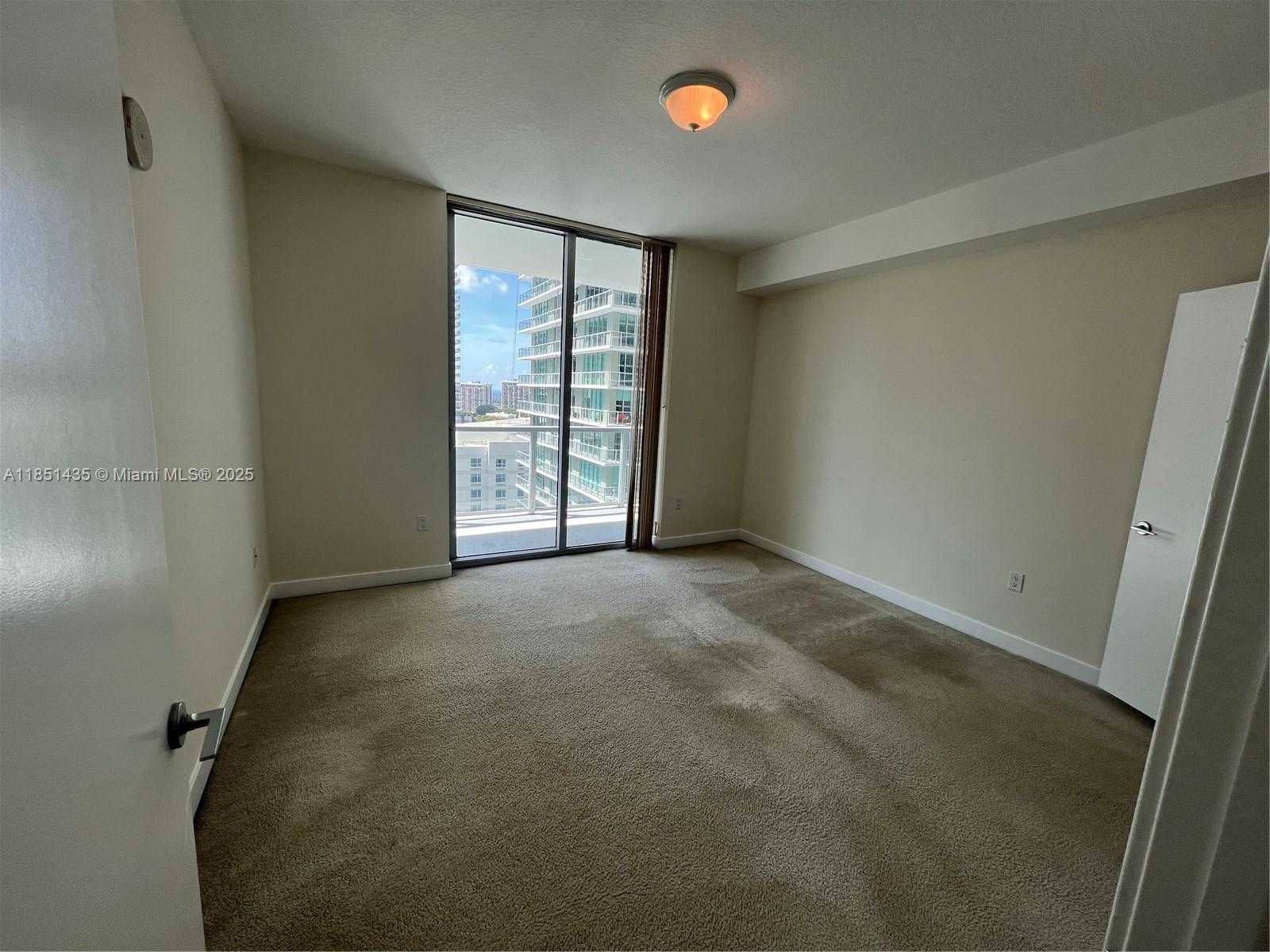 Small Image of 1111 SOUTH WEST 1ST AVE #2118-N, Miami Number 4