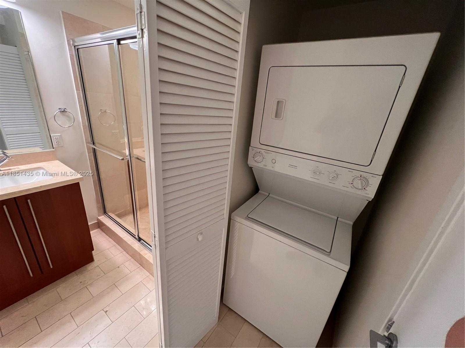 Small Image of 1111 SOUTH WEST 1ST AVE #2118-N, Miami Number 7