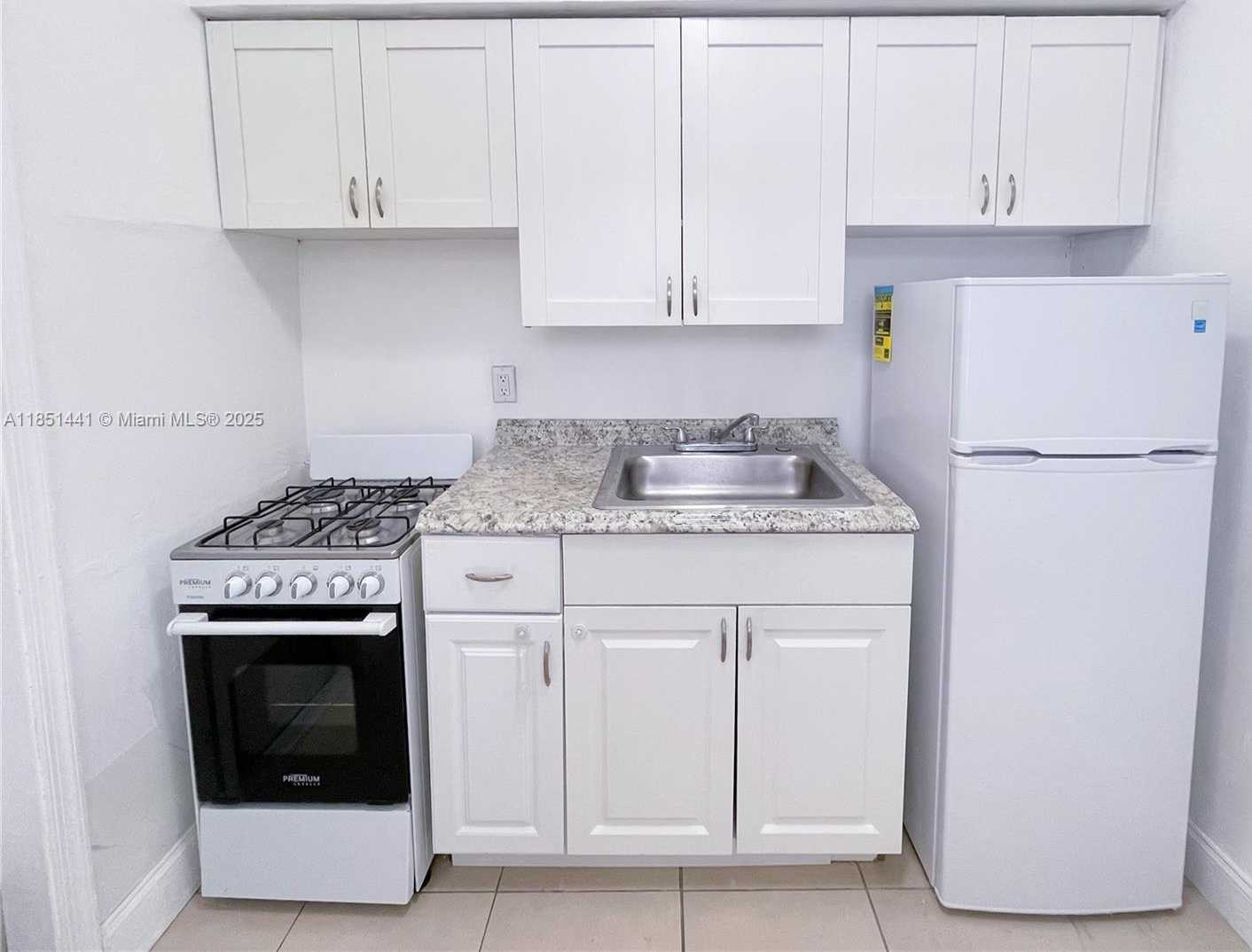 Small Image of 2499 SOUTH WEST 27TH ST #9, Miami Number 10