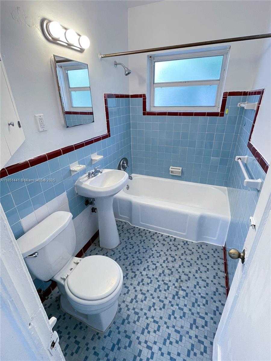 Small Image of 2499 SOUTH WEST 27TH ST #9, Miami Number 12