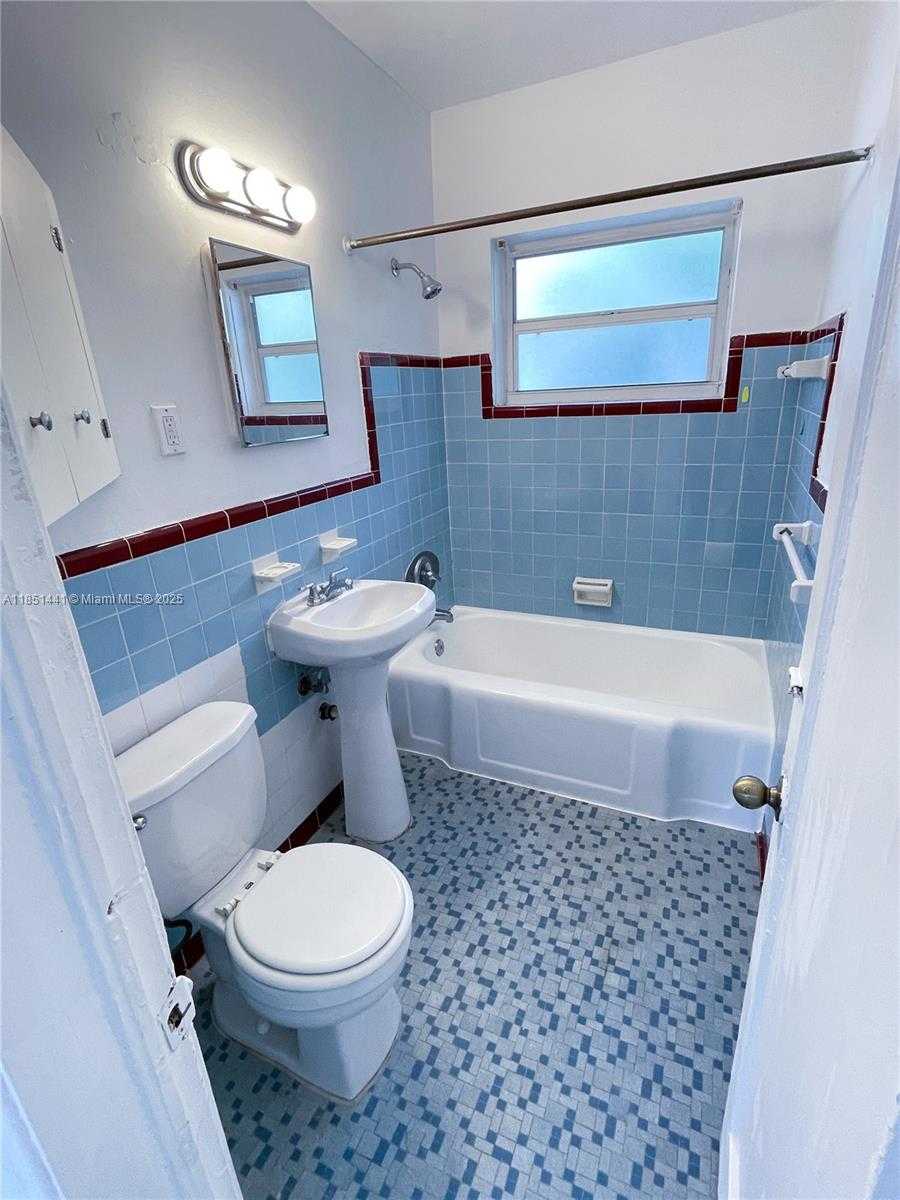 Small Image of 2499 SOUTH WEST 27TH ST #9, Miami Number 13