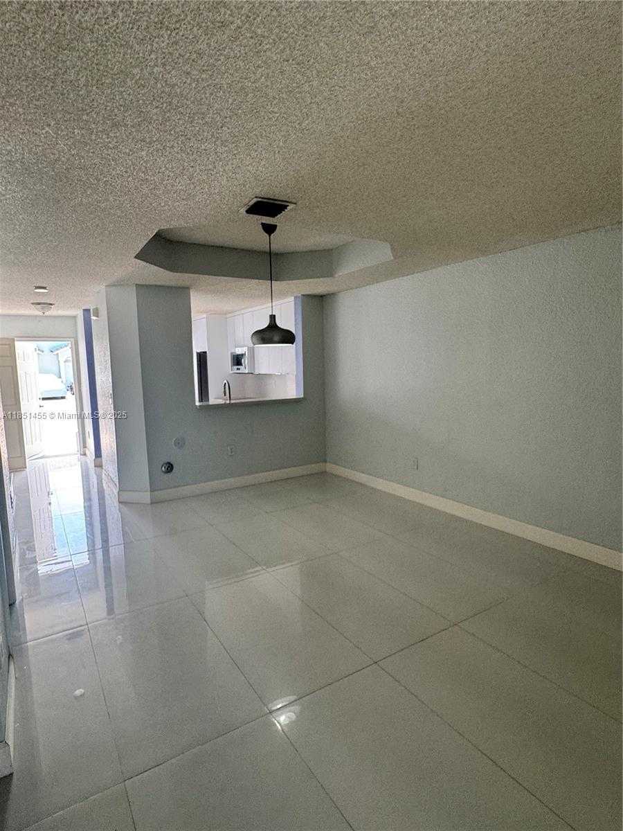 Small Image of 14059 SOUTH WEST 120TH CT #7-18, Miami Number 11