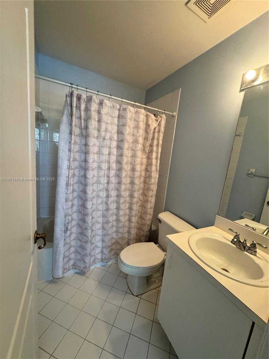 Small Image of 14059 SOUTH WEST 120TH CT #7-18, Miami Number 17