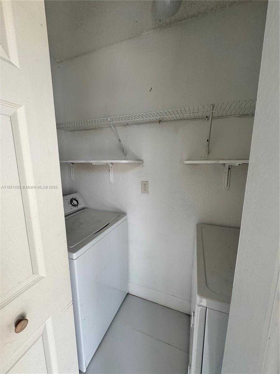 Small Image of 14059 SOUTH WEST 120TH CT #7-18, Miami Number 27