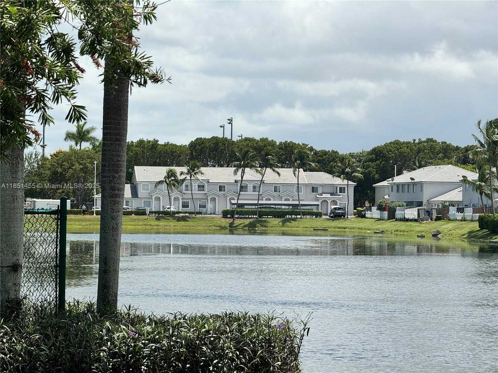 Small Image of 14059 SOUTH WEST 120TH CT #7-18, Miami Number 28