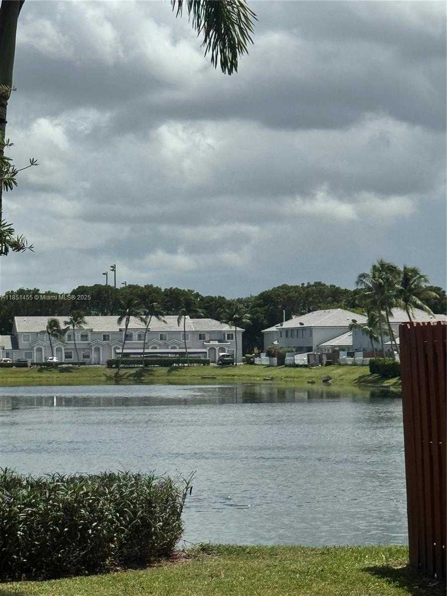 Small Image of 14059 SOUTH WEST 120TH CT #7-18, Miami Number 29