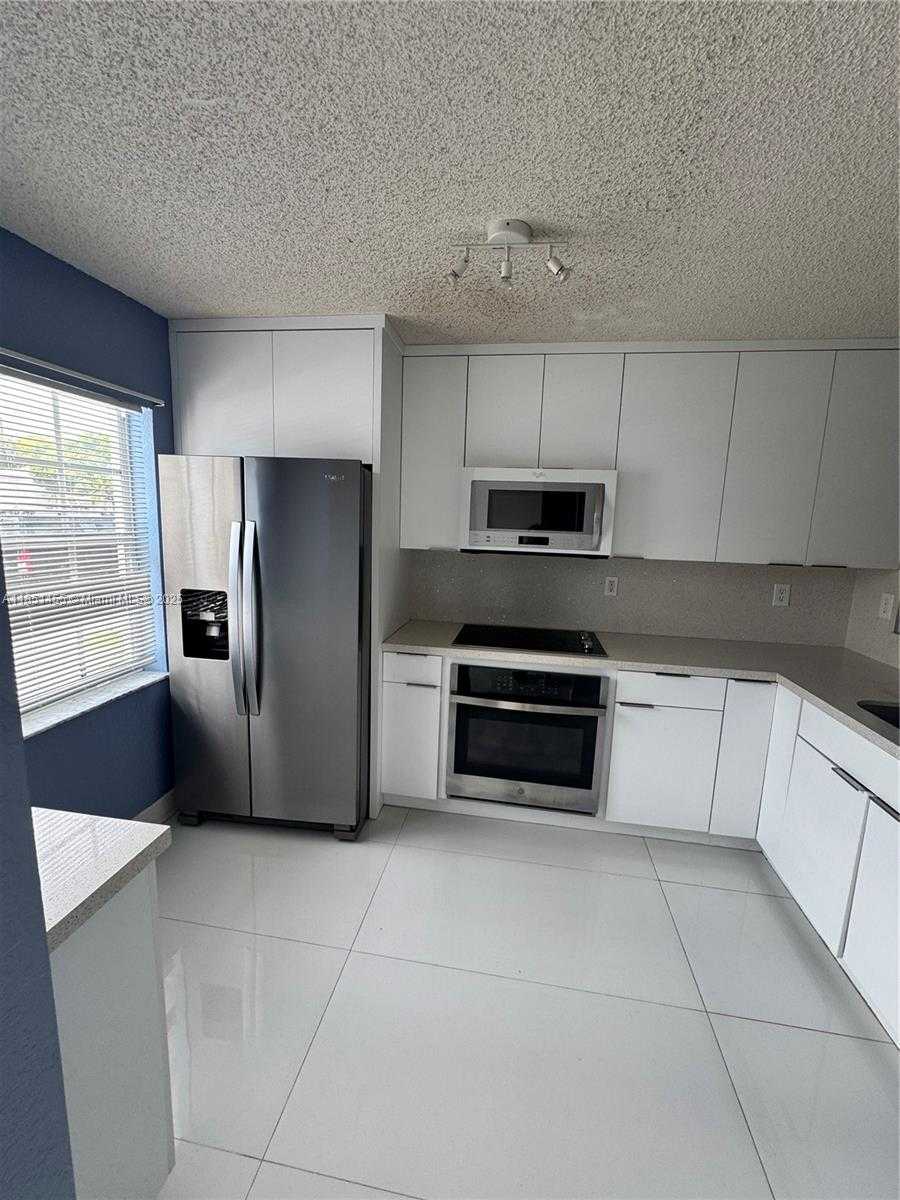 Small Image of 14059 SOUTH WEST 120TH CT #7-18, Miami Number 4