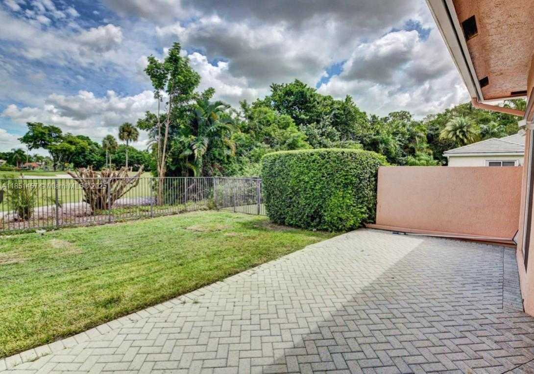 Small Image of 8291 HAMPTON WOOD DR #8291, Boca Raton Number 10