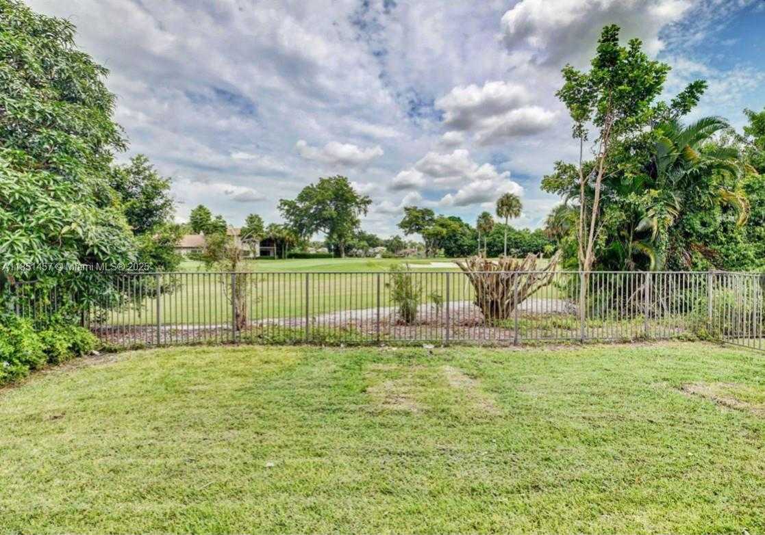 Small Image of 8291 HAMPTON WOOD DR #8291, Boca Raton Number 12