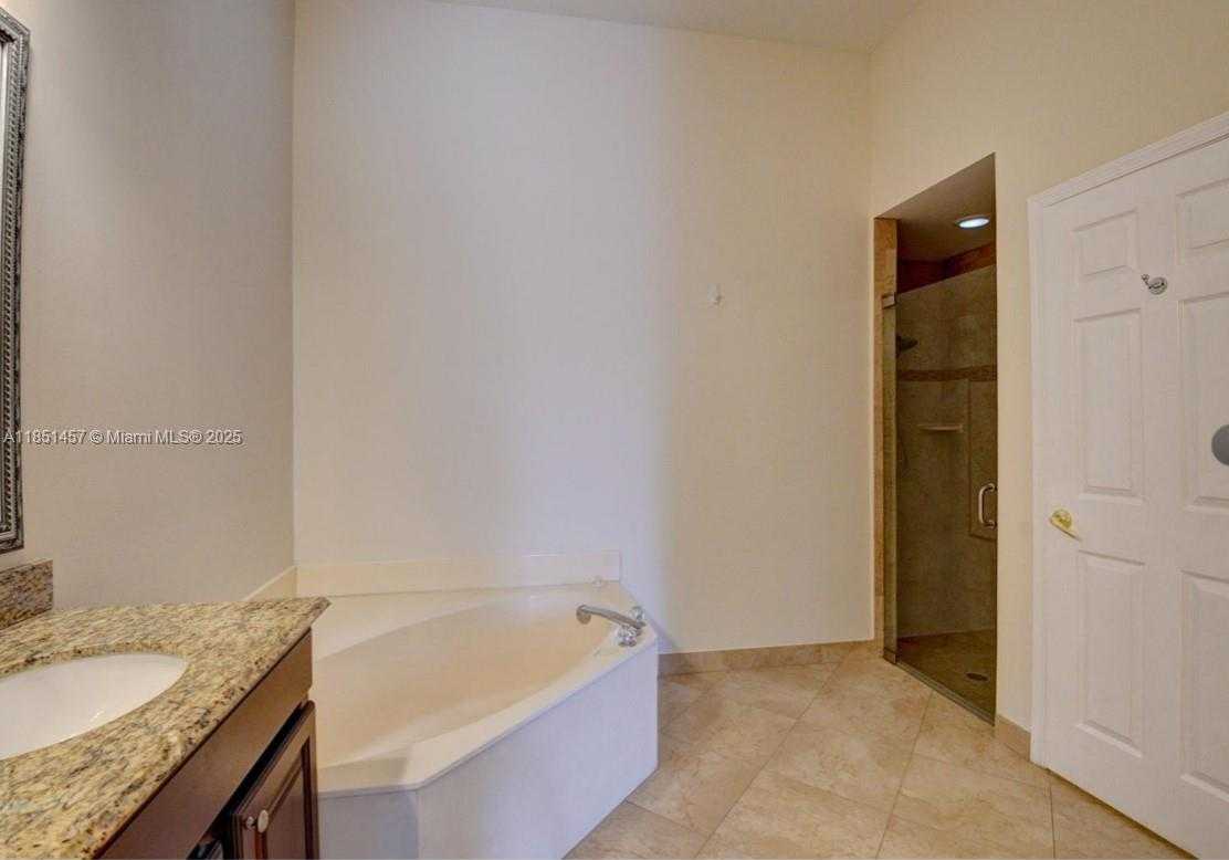 Small Image of 8291 HAMPTON WOOD DR #8291, Boca Raton Number 21