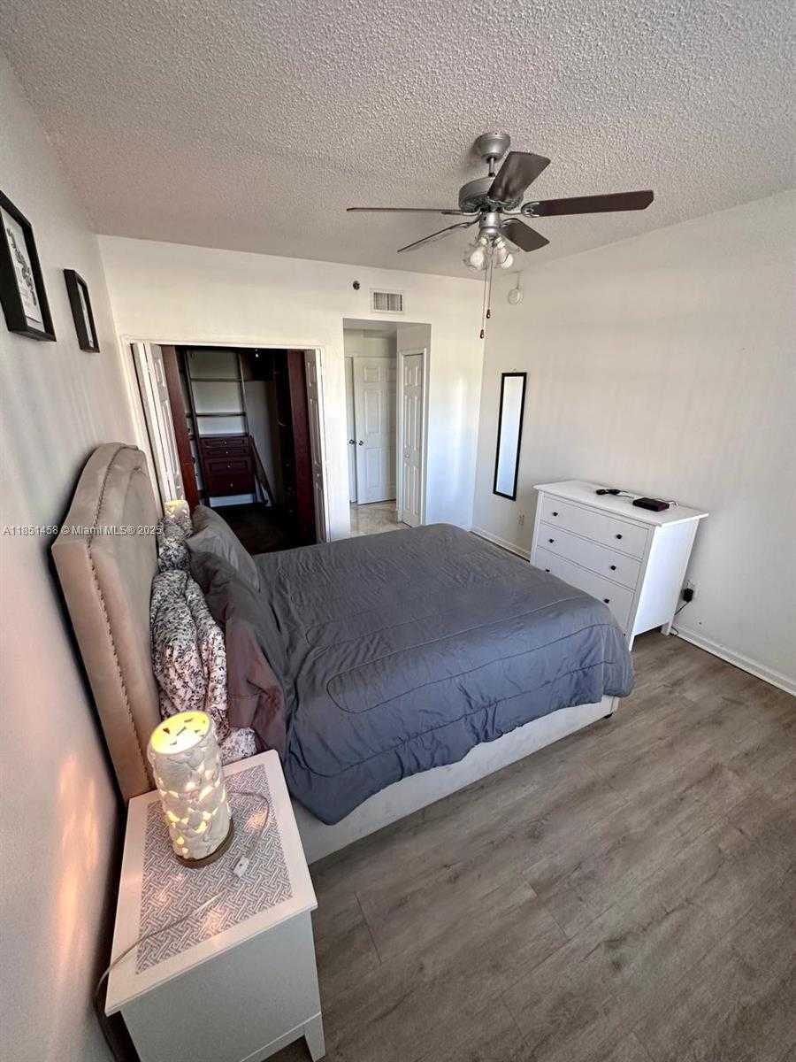 Small Image of 3215 NORTH EAST 184TH ST #14103, Aventura Number 17