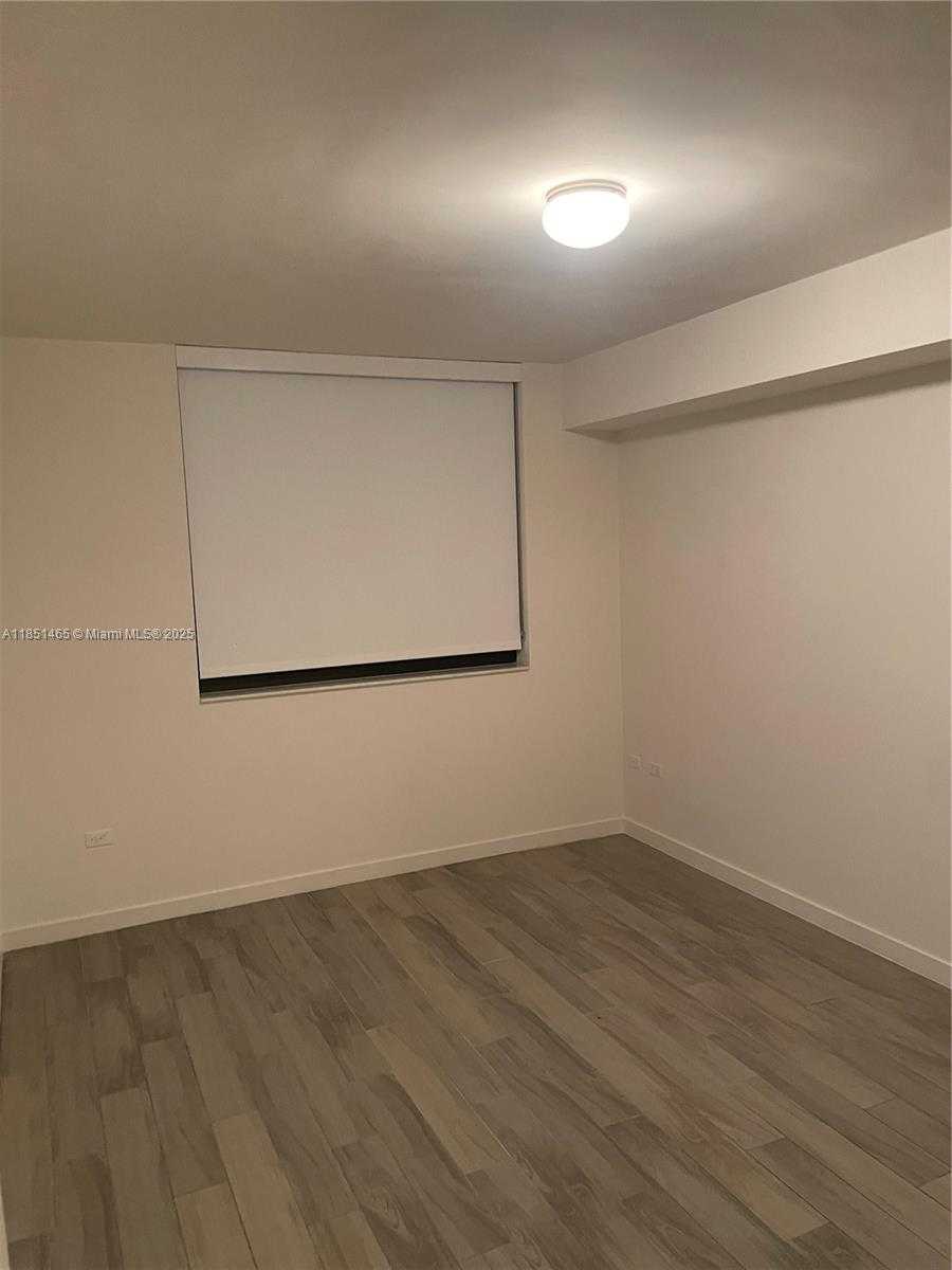 Small Image of 999 SOUTH WEST 1ST AVE #2715, Miami Number 10
