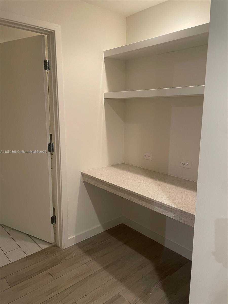 Small Image of 999 SOUTH WEST 1ST AVE #2715, Miami Number 12
