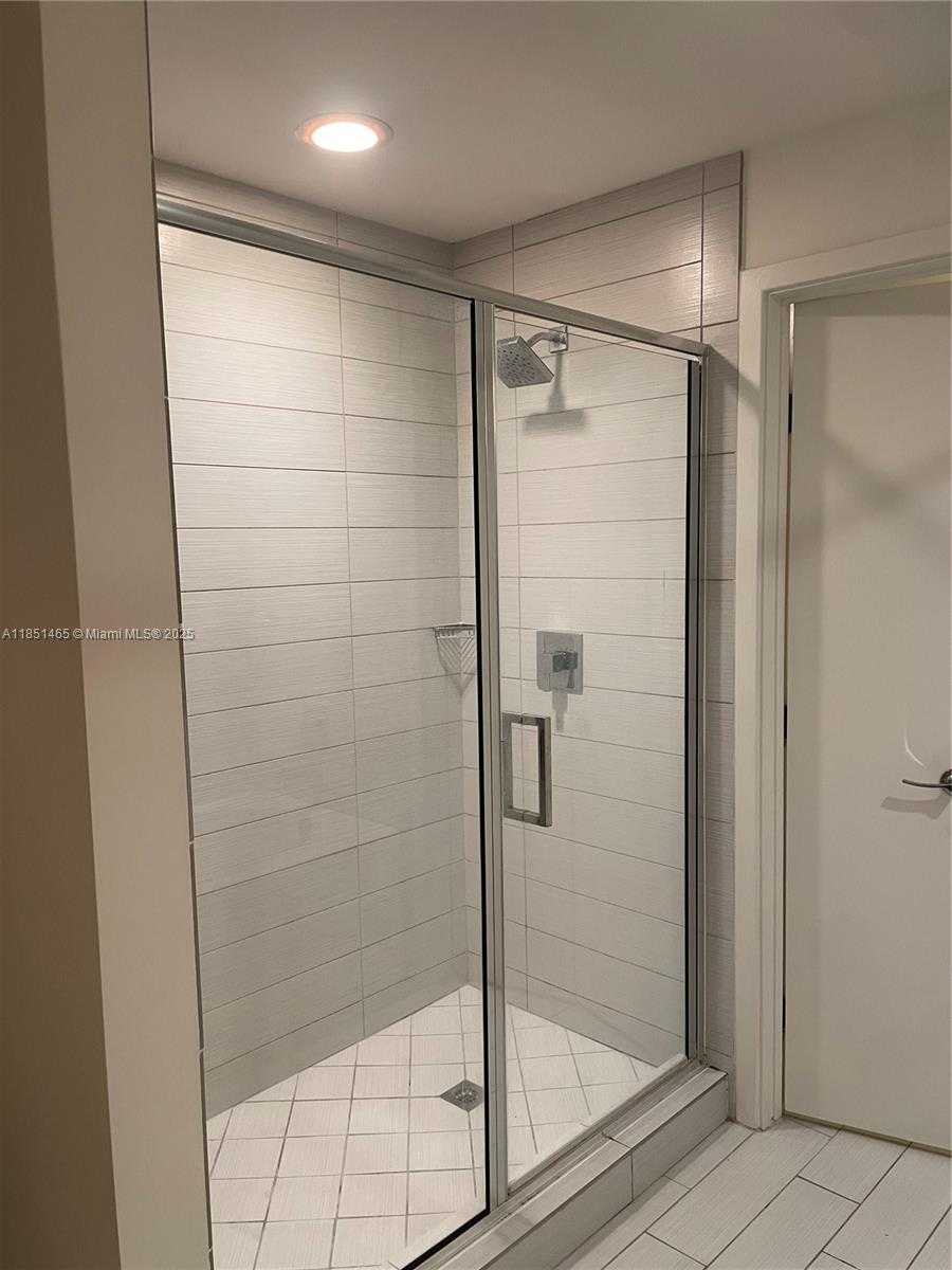 Small Image of 999 SOUTH WEST 1ST AVE #2715, Miami Number 15