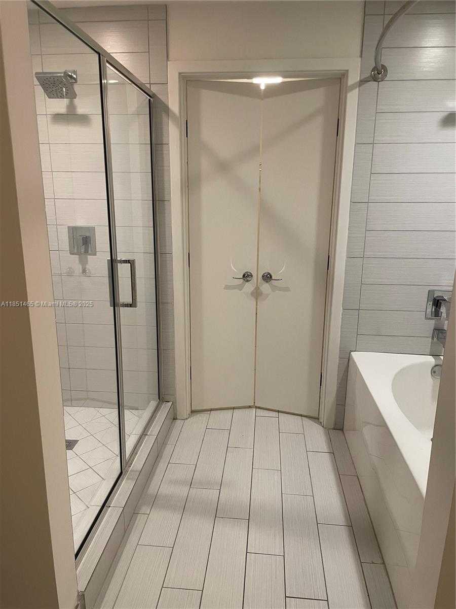 Small Image of 999 SOUTH WEST 1ST AVE #2715, Miami Number 16
