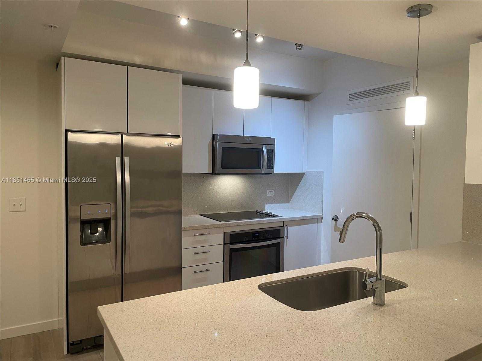 Small Image of 999 SOUTH WEST 1ST AVE #2715, Miami Number 3