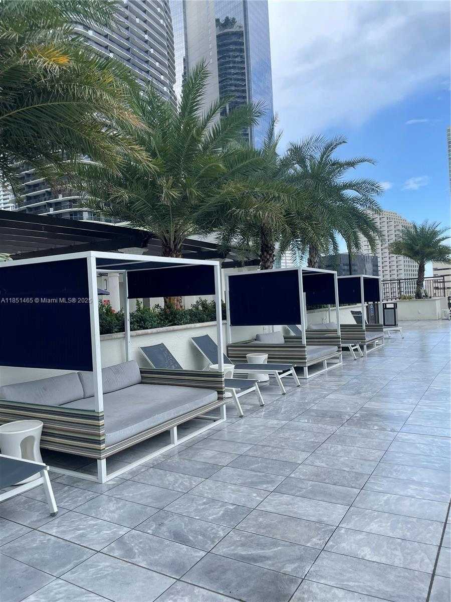 Small Image of 999 SOUTH WEST 1ST AVE #2715, Miami Number 38